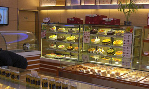 開(kāi)一家蛋糕店為什么會(huì)選擇連鎖加盟品牌？選擇連鎖加盟有哪些優(yōu)勢(shì)呢？